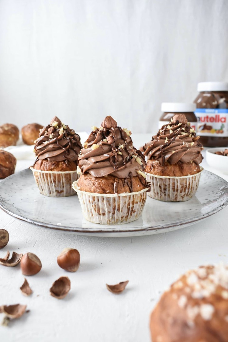 Nutella Cupcakes with Hazelnuts