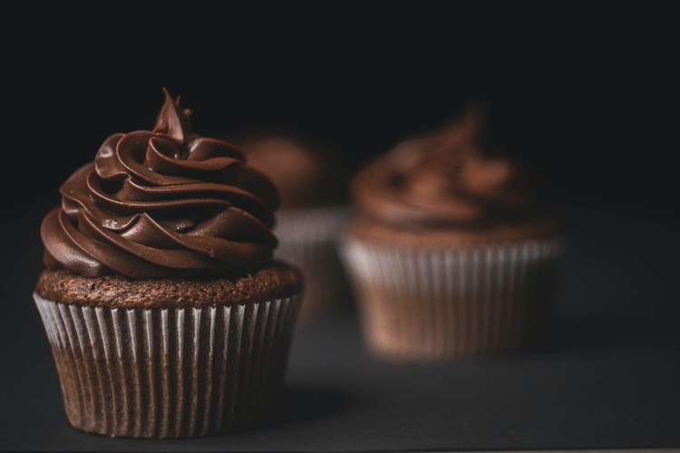 Chocolate Cupcakes with Dark Chocolate Icing - Cupcake Recipe